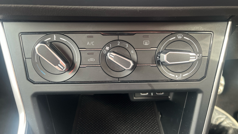 Volkswagen Polo 1.0 Life 5dr Petrol Hatchback